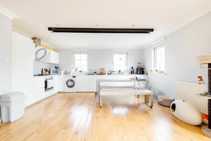 Homestay Ensuite Double With Private Parking Edinburgh