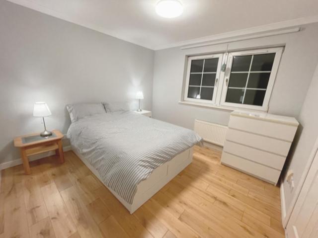 Ensuite Double With Private Parking